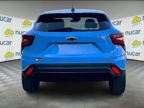 Used 2024 Chevrolet Trax RS w/ Driver Confidence Package FWD image 5
