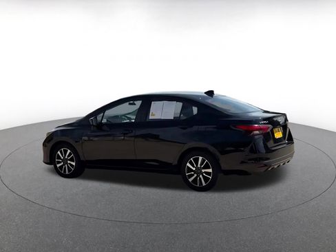 Used 2025 Nissan Versa SV FWD image 10