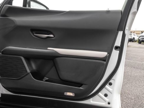 Used 2023 Lexus UX 250h AWD w/ Accessory Package (Z1) image 33