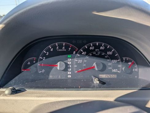 Used 2006 Toyota Camry image 10