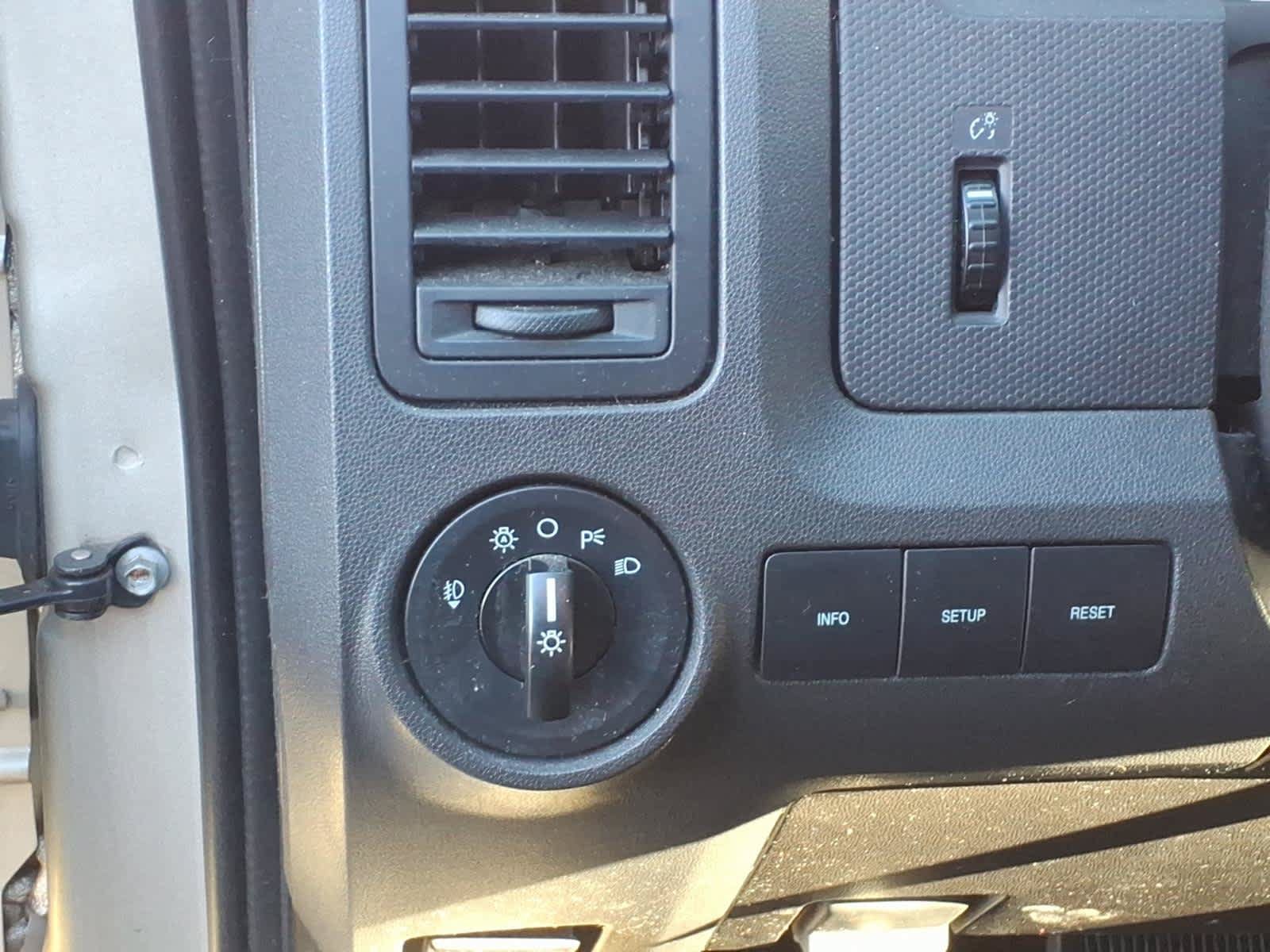 Used 2012 Ford Escape XLT FWD image 13