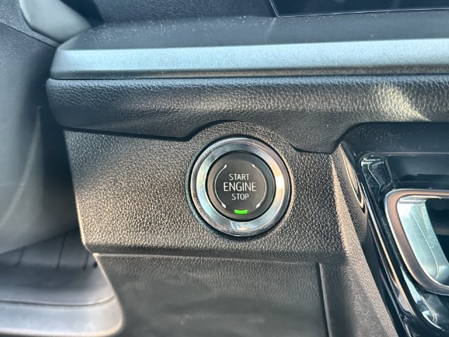 Used 2026 Chevrolet Traverse LT w/ Driver Confidence Package FWD image 16