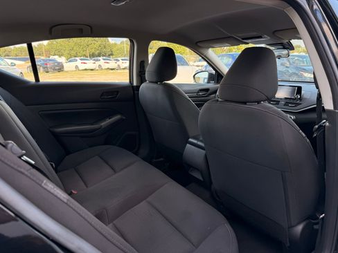 Used 2023 Nissan Altima 2.5 S image 16