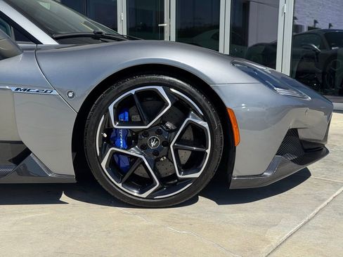 New 2023 Maserati MC20 Coupe RWD image 9