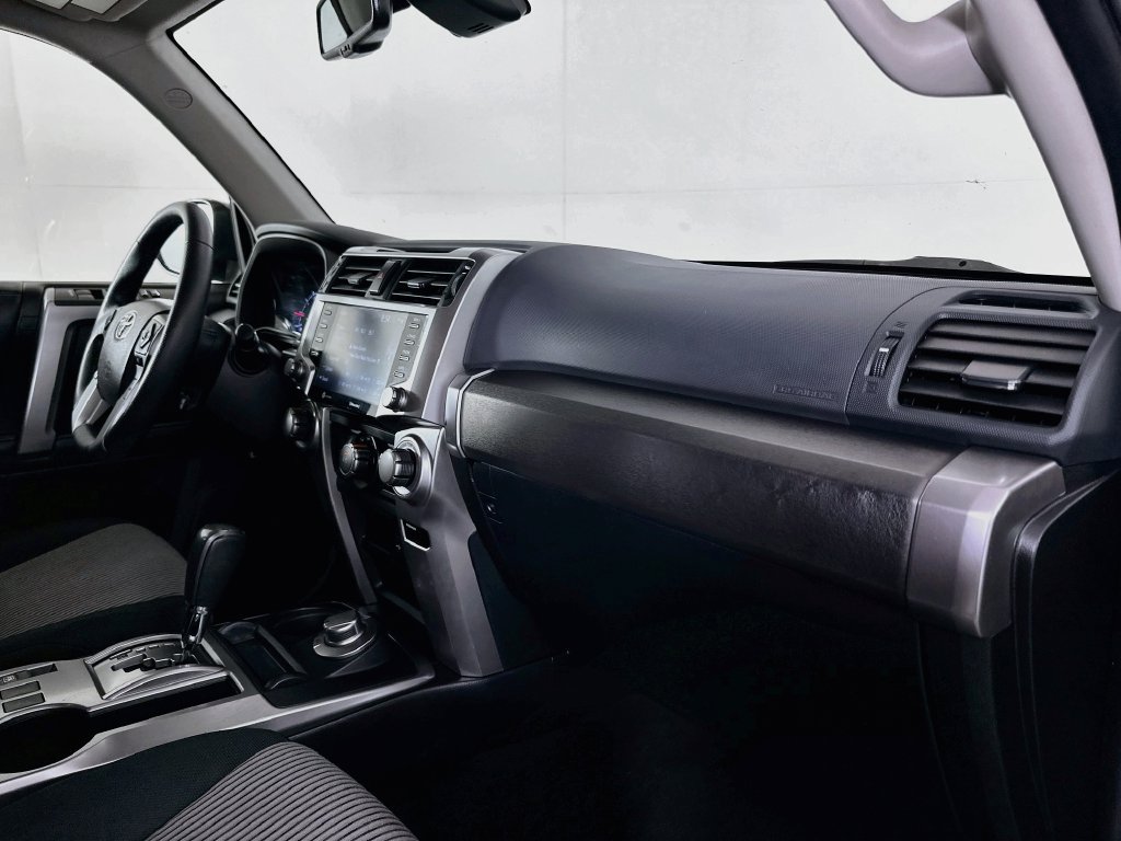 Certified 2022 Toyota 4Runner SR5 AWD/4WD image 26