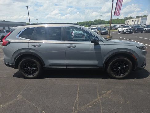 Used 2024 Honda CR-V Sport image 11