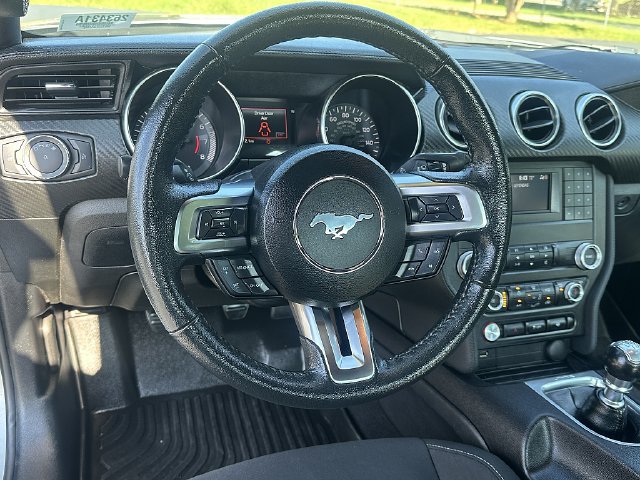 Used 2020 Ford Mustang Coupe w/ Black Accent Package RWD image 13