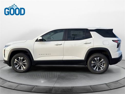 New 2026 Chevrolet Equinox LT image 2