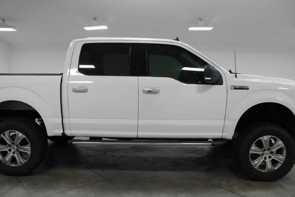 Used 2019 Ford F150 XLT w/ Equipment Group 302A Luxury AWD/4WD image 11