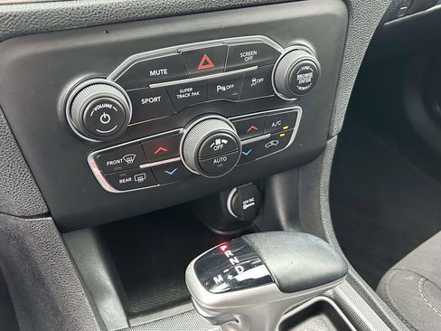 Used 2018 Dodge Charger GT w/ Navigation & Travel Group AWD/4WD image 24