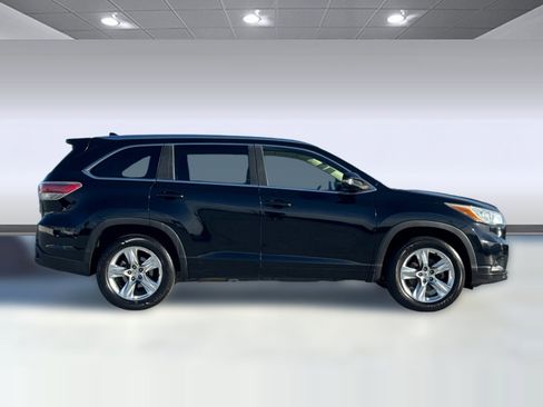 Used 2014 Toyota Highlander Limited Platinum image 7