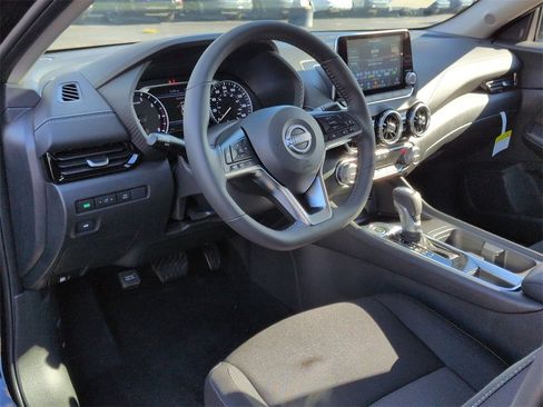 New 2025 Nissan Sentra SV w/ All-Weather Package image 9