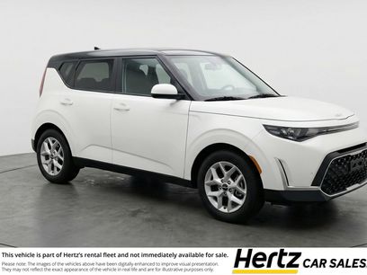 Used 2025 Kia Soul LX w/ LX Technology Package
