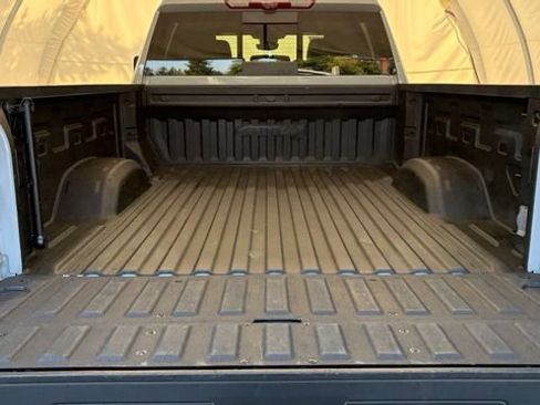 Used 2024 GMC Sierra 2500 AT4 w/ Technology Package AWD/4WD image 5