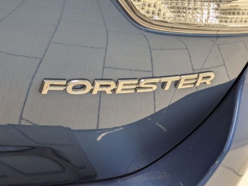 Used 2020 Subaru Forester Premium image 36