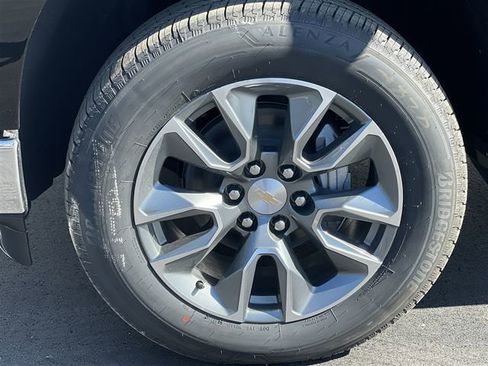 Used 2026 Chevrolet Silverado 1500 LT image 18