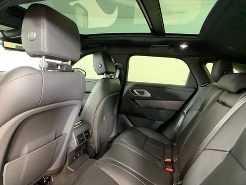 Certified 2025 Land Rover Range Rover Velar Dynamic SE image 26