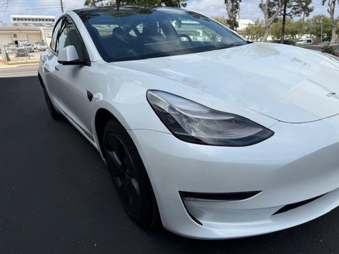 Used 2023 Tesla Model 3 Standard Range RWD image 7