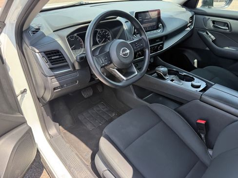 Used 2024 Nissan Rogue S AWD/4WD image 14