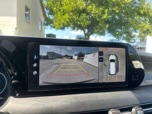 Used 2023 Hyundai Palisade Limited AWD/4WD image 19