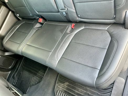 Used 2021 Chevrolet Silverado 1500 LT Trail Boss w/ Convenience Package II image 31