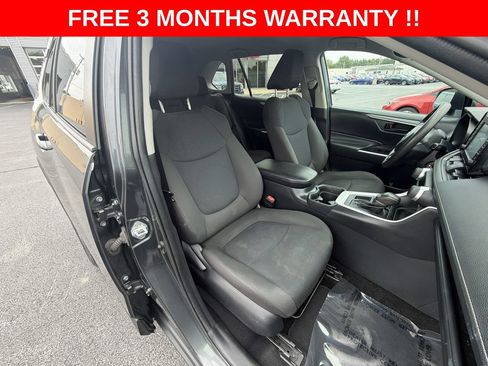 Used 2020 Toyota RAV4 LE w/ Carpet Mat Package FWD image 20