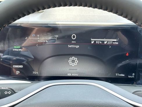 New 2025 Nissan Ariya AWD image 22