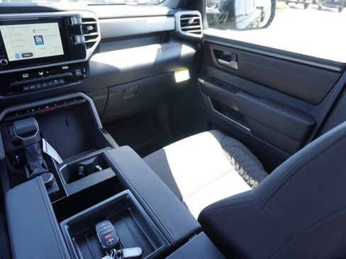 New 2026 Toyota Tundra SR5 AWD/4WD image 18