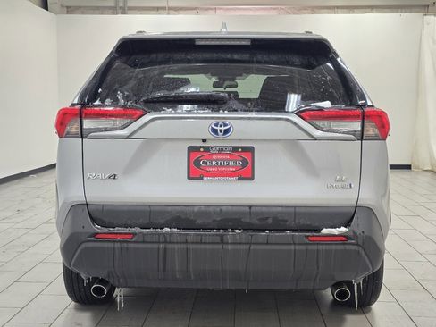 Certified 2022 Toyota RAV4 LE image 12