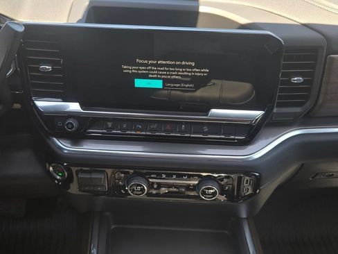 New 2026 Chevrolet Silverado 2500 High Country w/ Midnight Edition AWD/4WD image 11