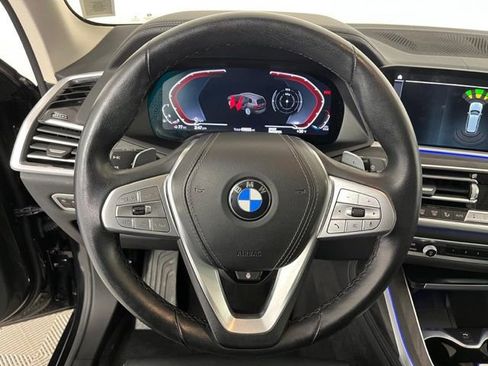Used 2022 BMW X7 xDrive40i w/ Premium Package AWD/4WD image 12