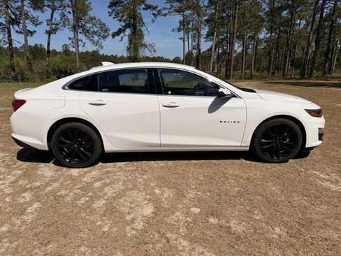 Used 2024 Chevrolet Malibu LT w/ Sport Edition image 6
