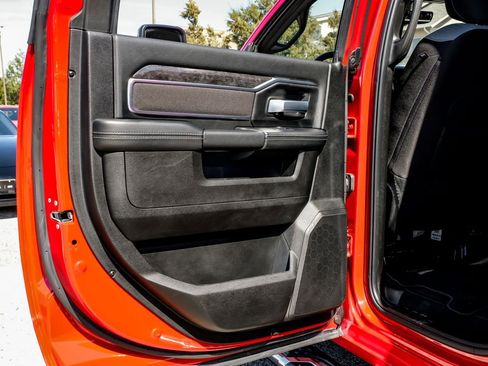 Used 2024 RAM 2500 Big Horn w/ Bed Utility Group image 41