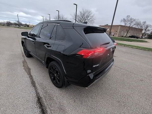 Certified 2024 Toyota RAV4 SE image 17