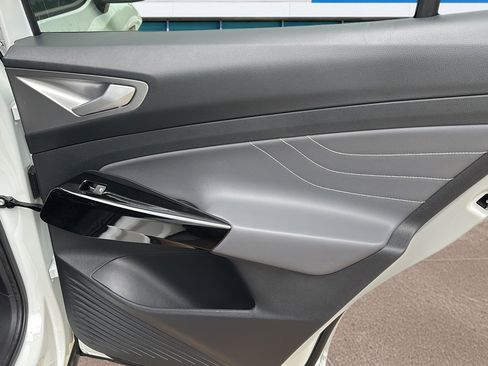 New 2026 Volkswagen ID.4 Pro S RWD image 12