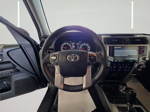 Used 2020 Toyota 4Runner Limited image 15