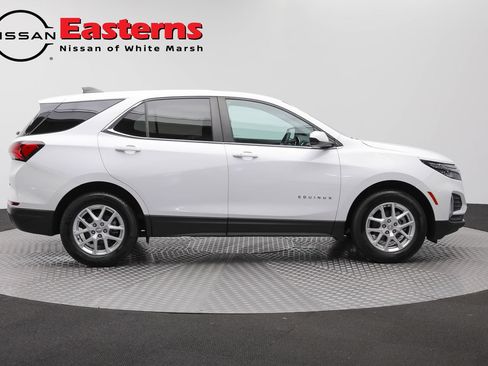 Used 2022 Chevrolet Equinox LT FWD image 4