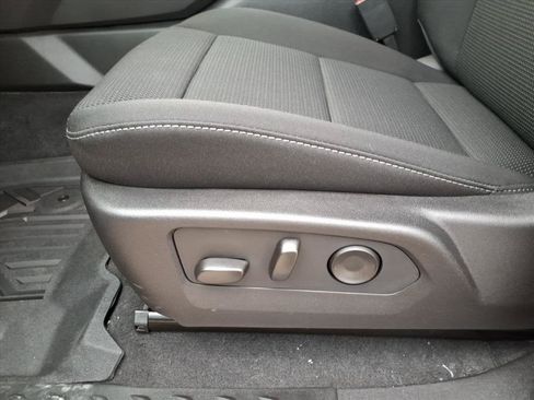 Used 2026 GMC Canyon Elevation w/ Convenience Package RWD image 9
