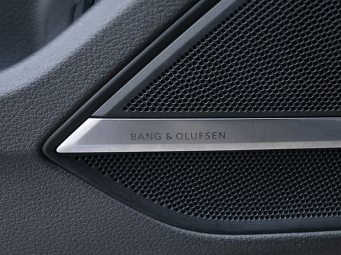 Used 2022 Audi A8 L 3.0T image 37