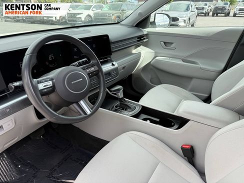 Used 2025 Hyundai Kona SEL AWD/4WD image 27