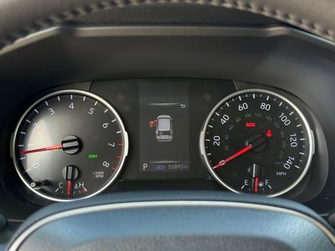 Used 2022 Toyota RAV4 XLE Premium FWD image 16