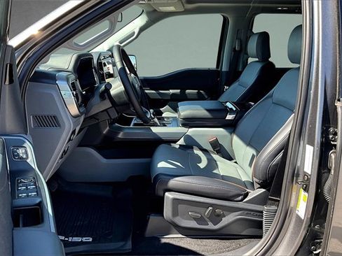 New 2025 Ford F150 Lariat w/ Equipment Group 501A Mid image 9