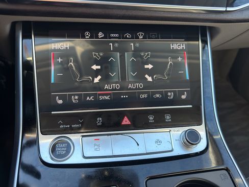 Used 2021 Audi Q7 3.0T Prestige w/ Prestige Package image 21