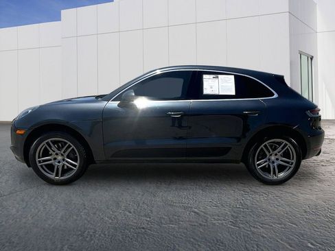 Certified 2020 Porsche Macan S AWD/4WD image 2