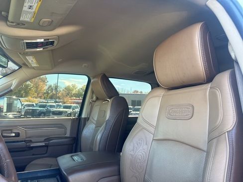 Used 2022 RAM 2500 Limited image 9
