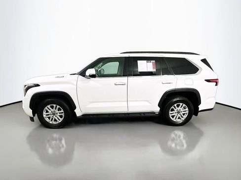 Used 2023 Toyota Sequoia SR5 w/ SR5 Premium Package image 5