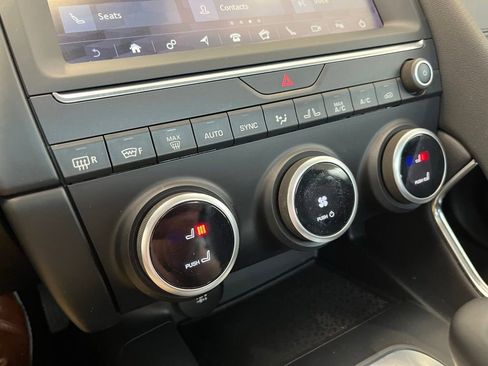 Used 2019 Jaguar E-PACE S AWD/4WD image 49