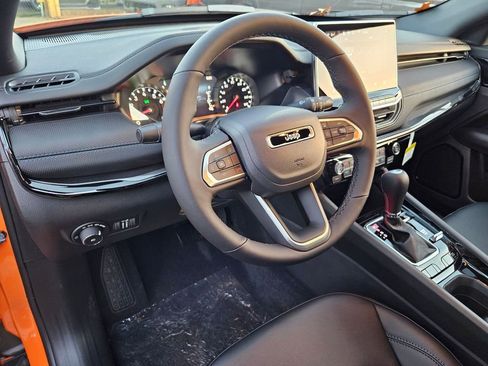 New 2026 Jeep Compass Limited image 13