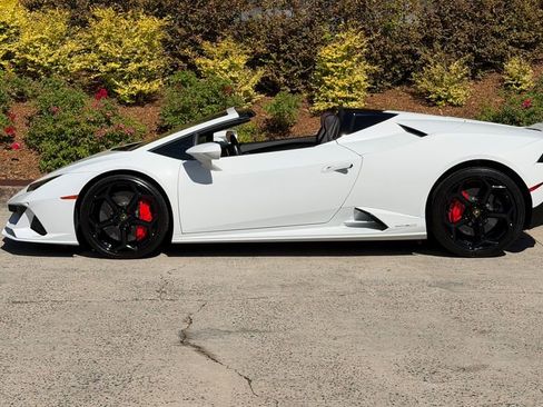 Used 2020 Lamborghini Huracan EVO AWD/4WD image 7