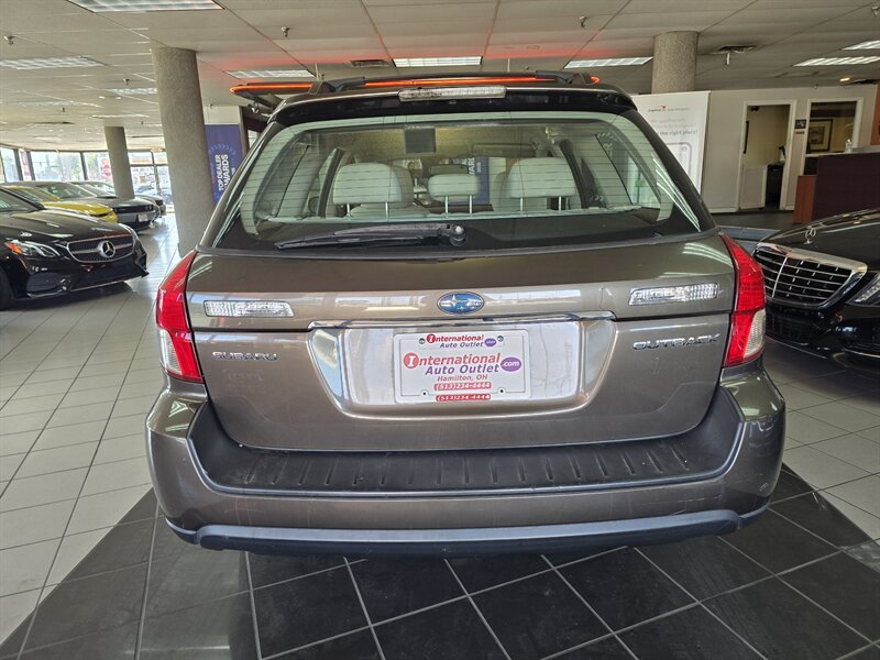 Used 2009 Subaru Outback 2.5i Special Edition AWD/4WD image 5